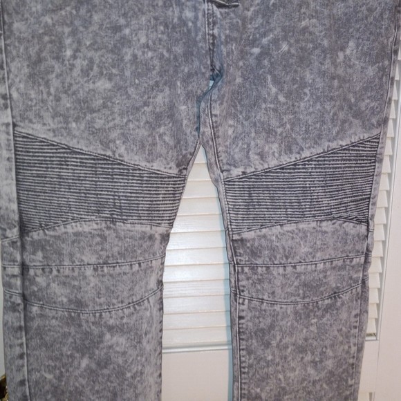 Eight 732 Jeans 8732 Tag Size 42X34 (Measures 42X31) Acid Wash Gray Denim - Picture 3 of 16